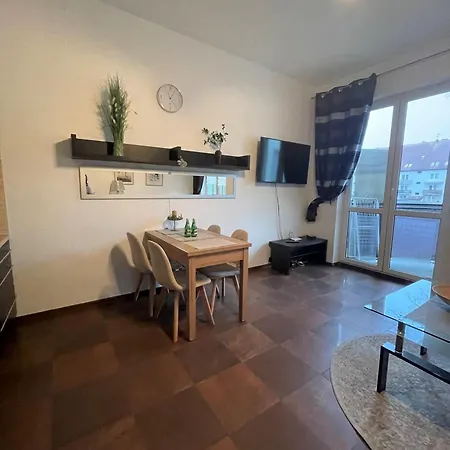Al-dom Poleska 4d, 600 M Do Plaży W Spokojnej Okolicy Apartament Kołobrzeg