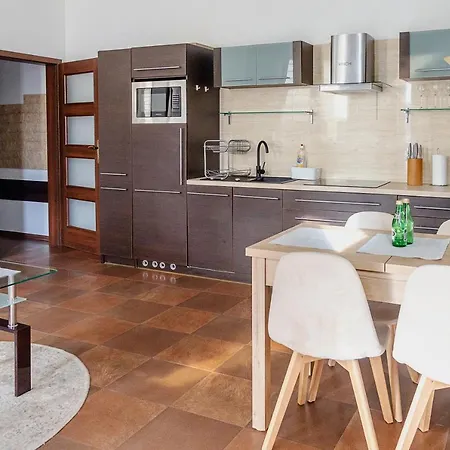 Apartament Al-dom Poleska 4d, 600 M Do Plaży W Spokojnej Okolicy *