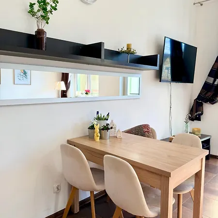 Al-dom Poleska 4d, 600 M Do Plaży W Spokojnej Okolicy Apartament Kołobrzeg